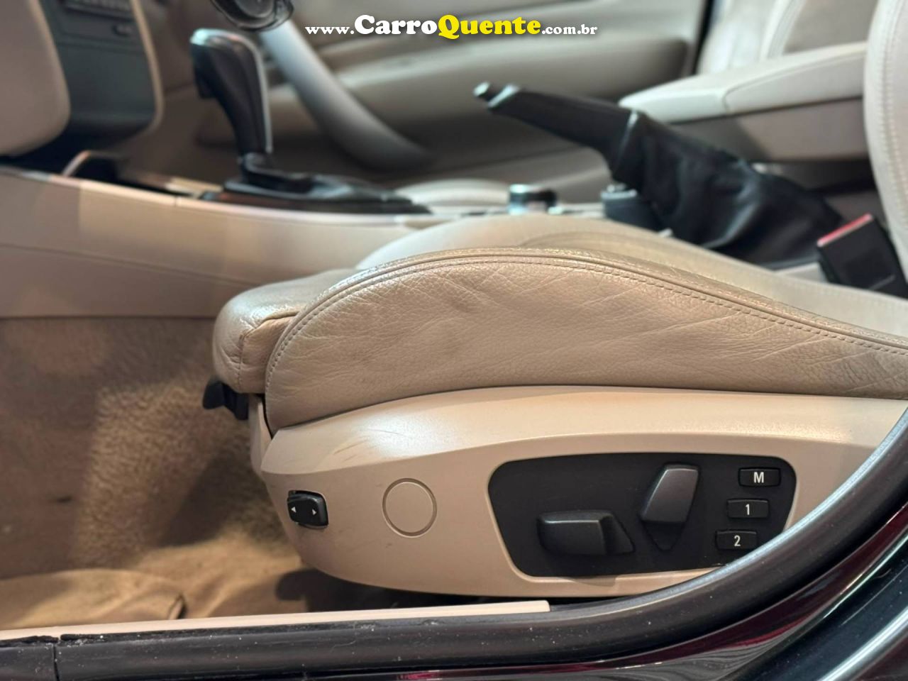 BMW 130i 3.0 SPORT HATCH 24V 2010 - Loja
