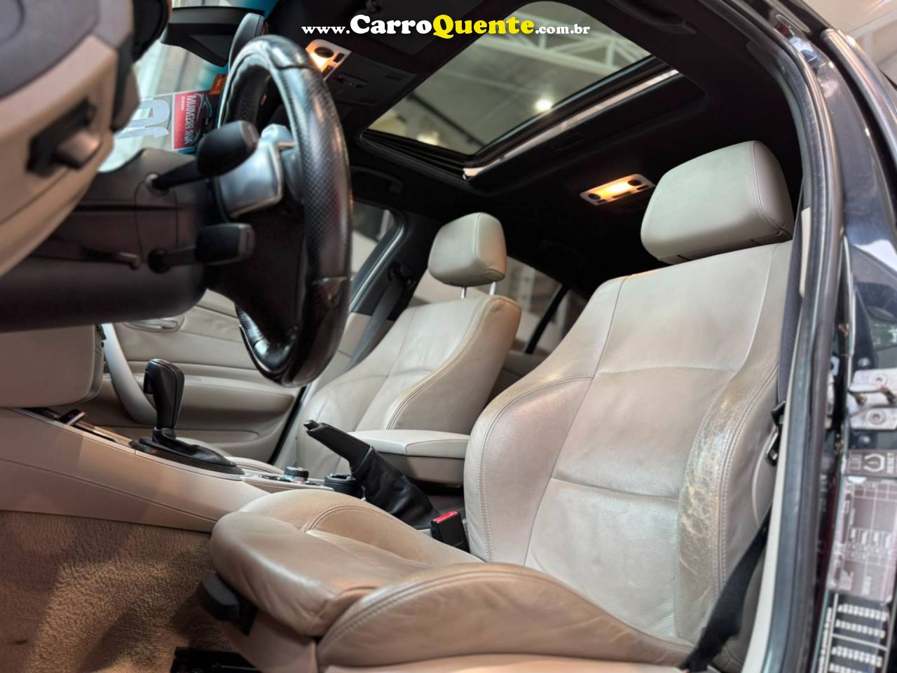 BMW 130i 3.0 SPORT HATCH 24V 2010 - Loja