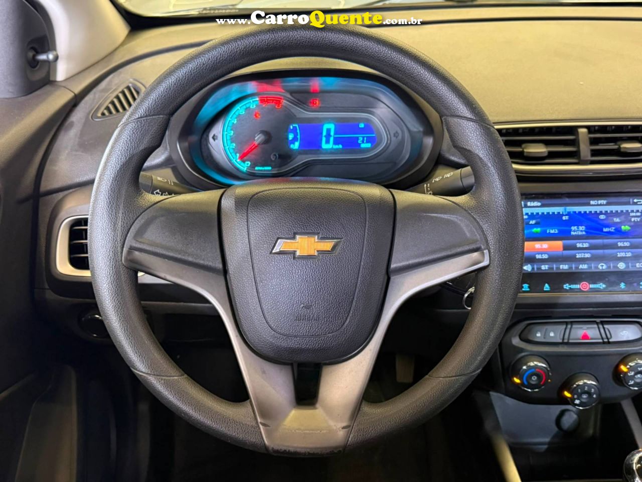 CHEVROLET ONIX 1.4 MPFI LT 8V 2016 - Loja