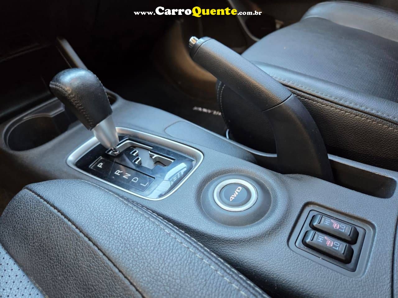 MITSUBISHI OUTLANDER 2.2 4X4 16V 2016 - Loja