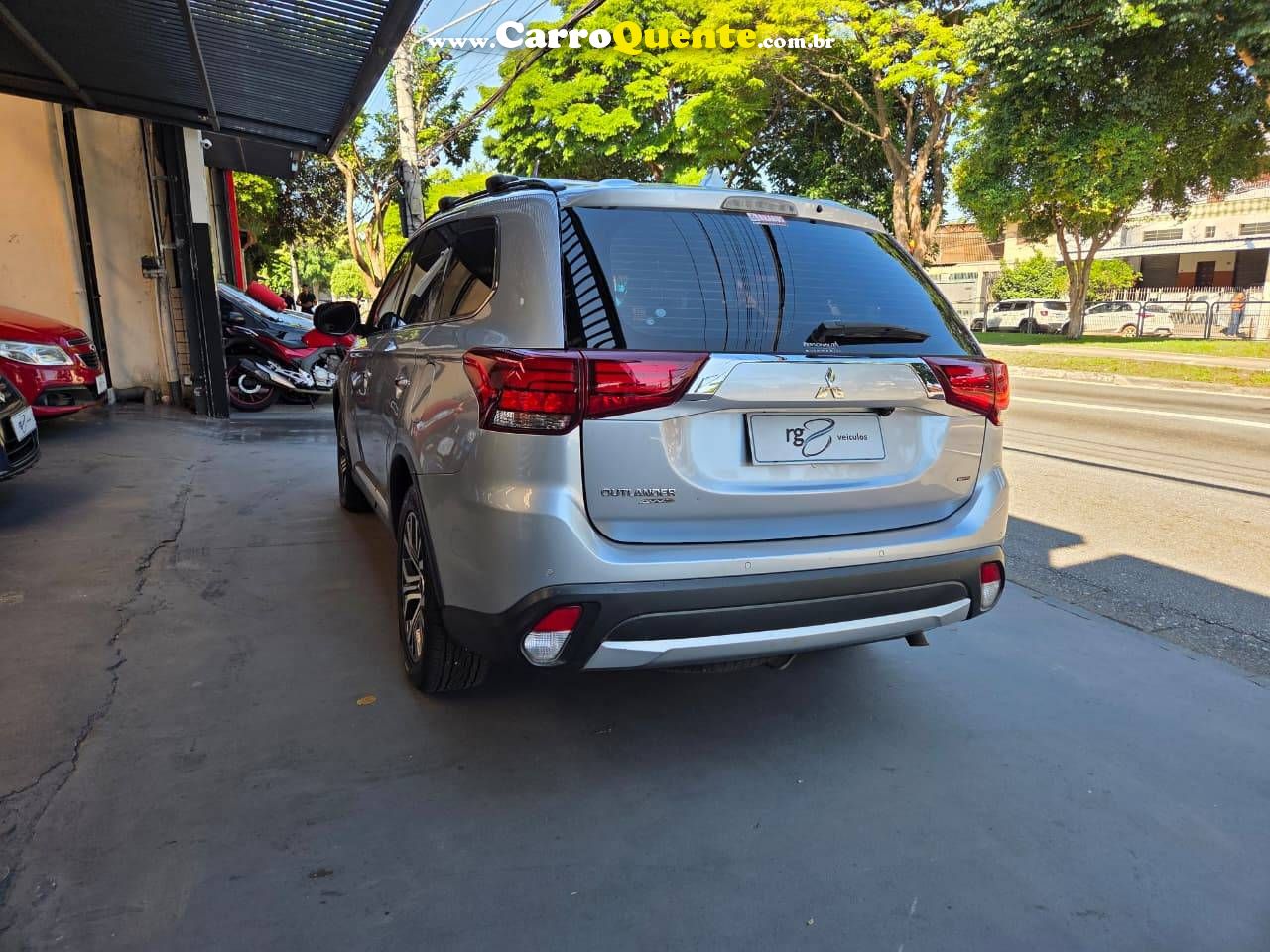 MITSUBISHI OUTLANDER 2.2 4X4 16V 2016 - Loja