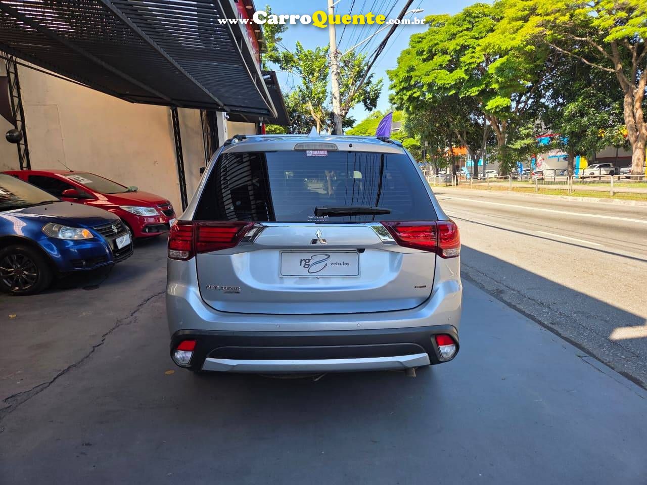 MITSUBISHI OUTLANDER 2.2 4X4 16V 2016 - Loja