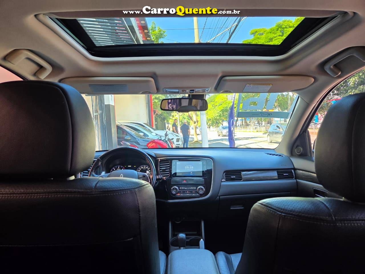 MITSUBISHI OUTLANDER 2.2 4X4 16V 2016 - Loja