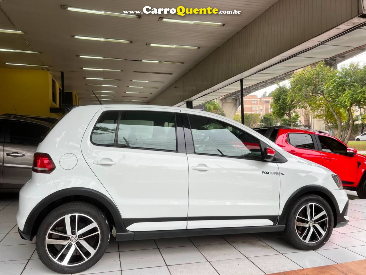 VOLKSWAGEN FOX 1.6 MSI PEPPER 16V 2018 - Loja