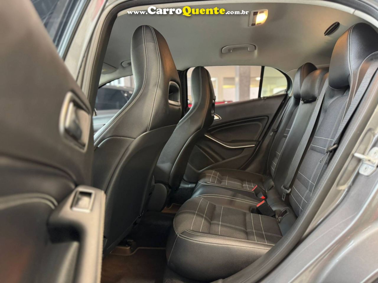 MERCEDES-BENZ GLA 200 1.6 CGI STYLE 16V TURBO 2017 - Loja
