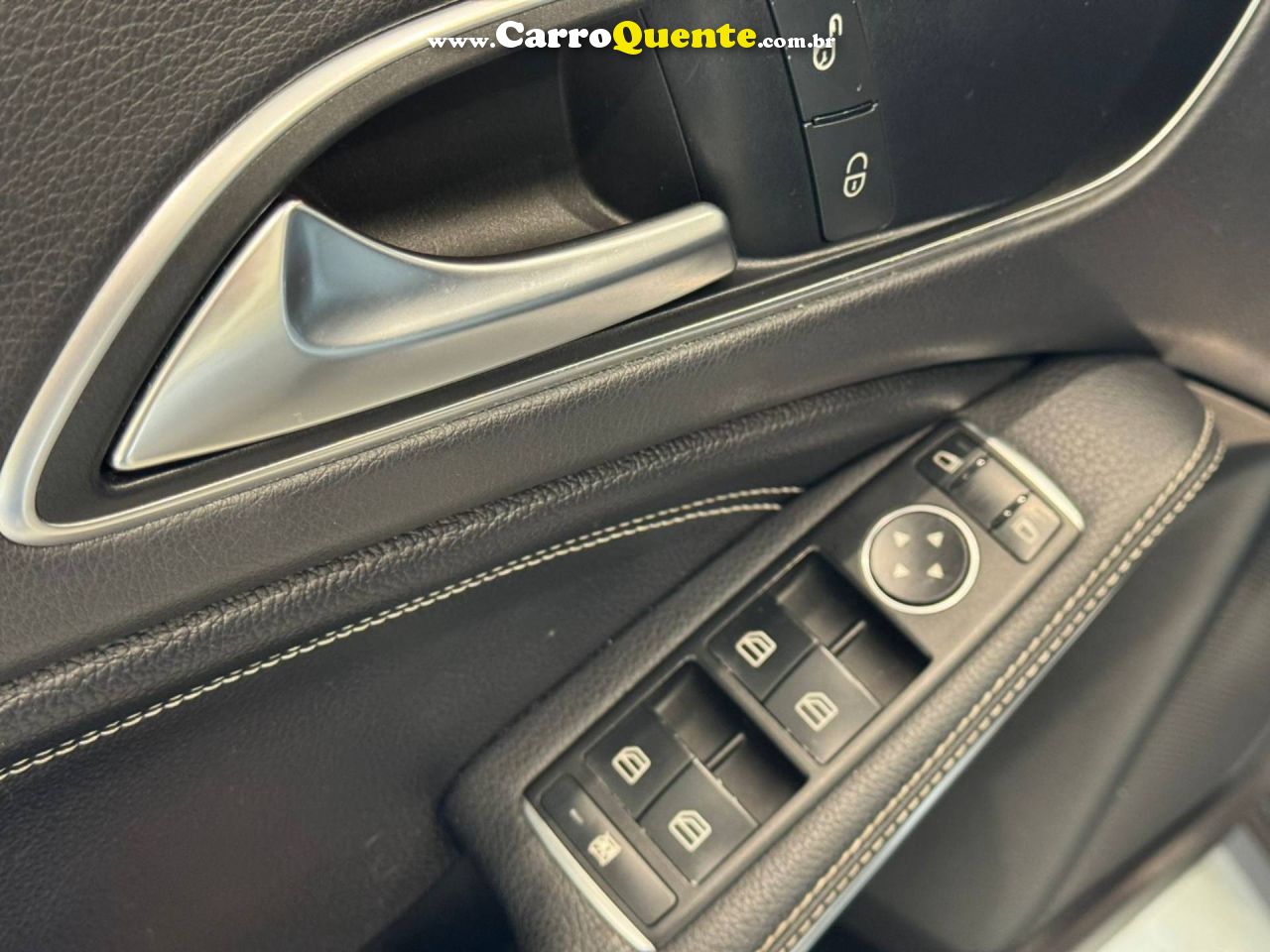 MERCEDES-BENZ GLA 200 1.6 CGI STYLE 16V TURBO 2017 - Loja