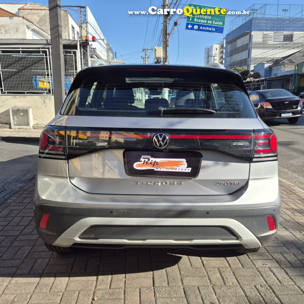 VOLKSWAGEN   T-CROSS HIG. 250 TSI 1.4 FLEX 16V 5P AUT   PRATA 2025 1.4 FLEX - Loja