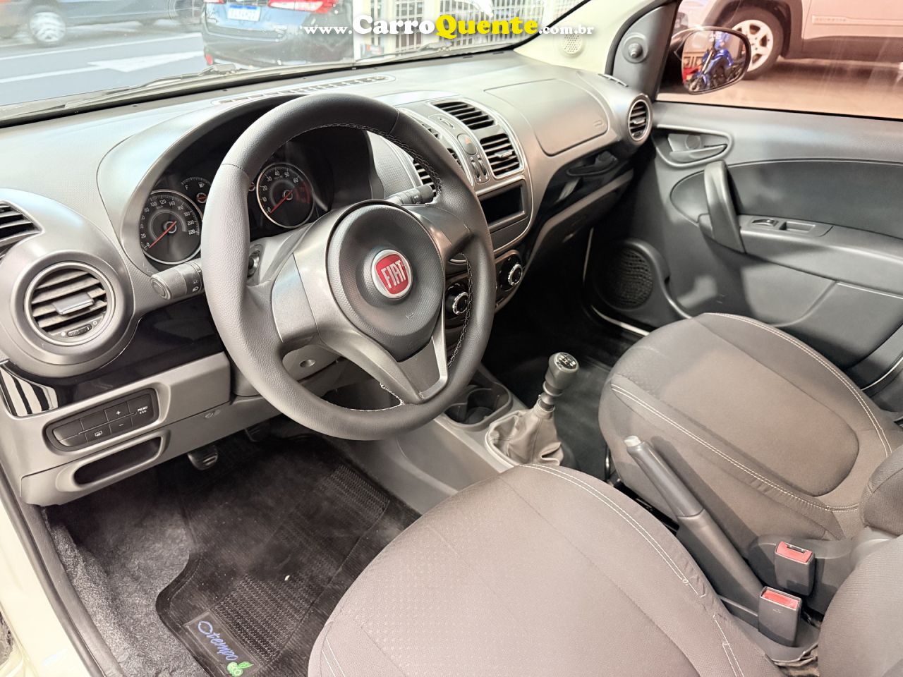 FIAT   GRAND SIENA ATTRACTIVE 1.0 FLEX 8V 4P   BRANCO 2018 1.0 FLEX - Loja