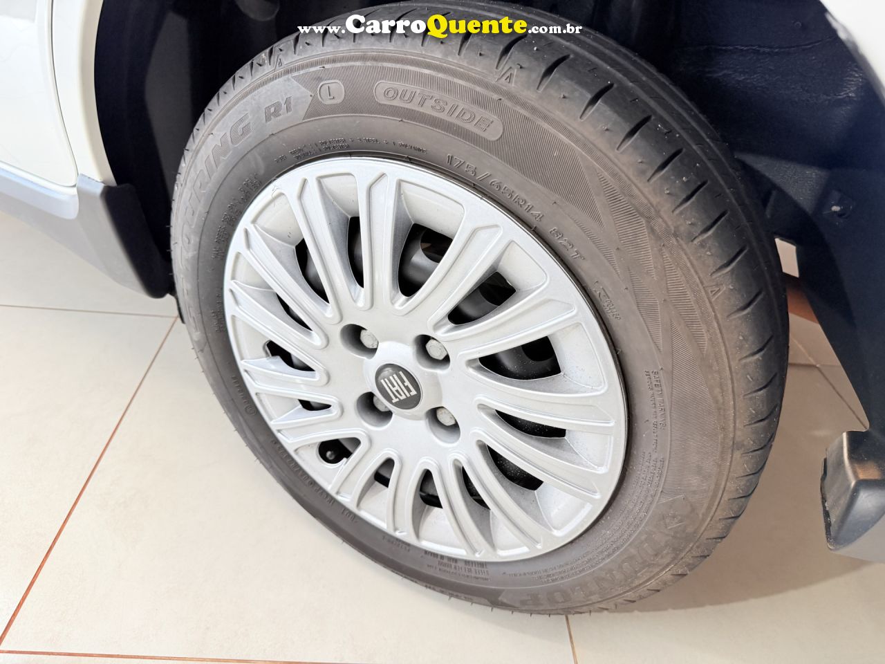 FIAT   GRAND SIENA ATTRACTIVE 1.0 FLEX 8V 4P   BRANCO 2018 1.0 FLEX - Loja