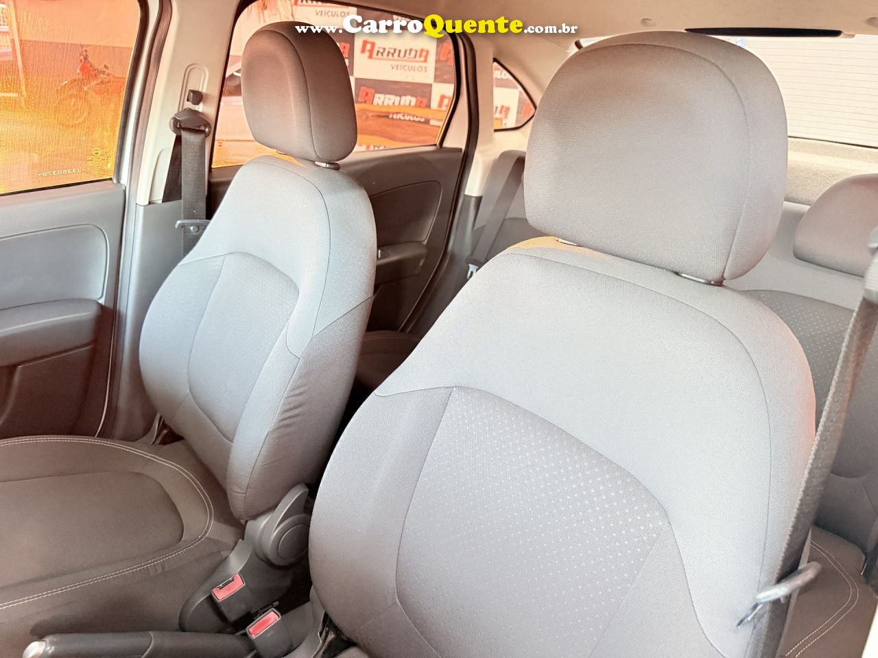 FIAT   GRAND SIENA ATTRACTIVE 1.0 FLEX 8V 4P   BRANCO 2018 1.0 FLEX - Loja