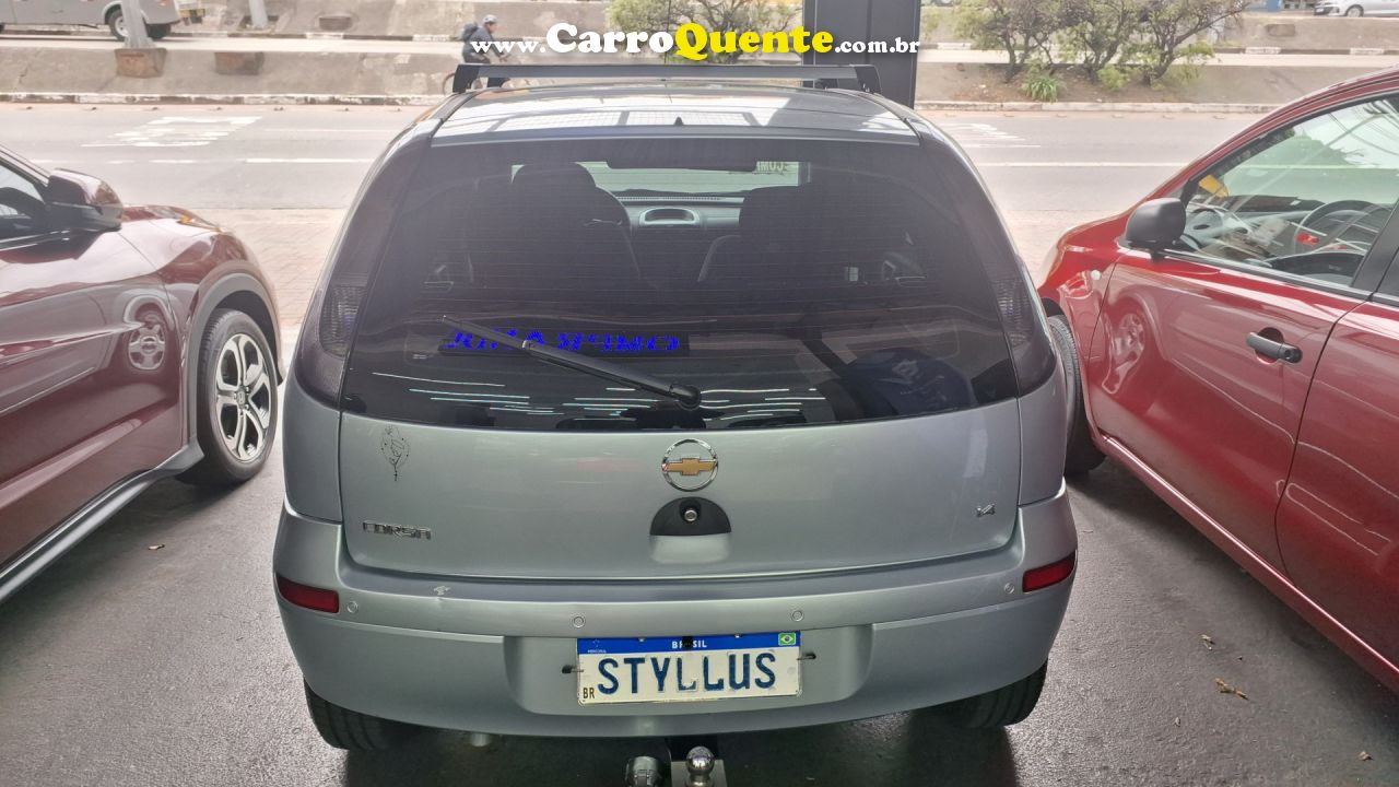 CHEVROLET   CORSA HAT. MAXX 1.4 8V ECONOFLEX 5P   PRATA 2012 1.4 FLEX - Loja