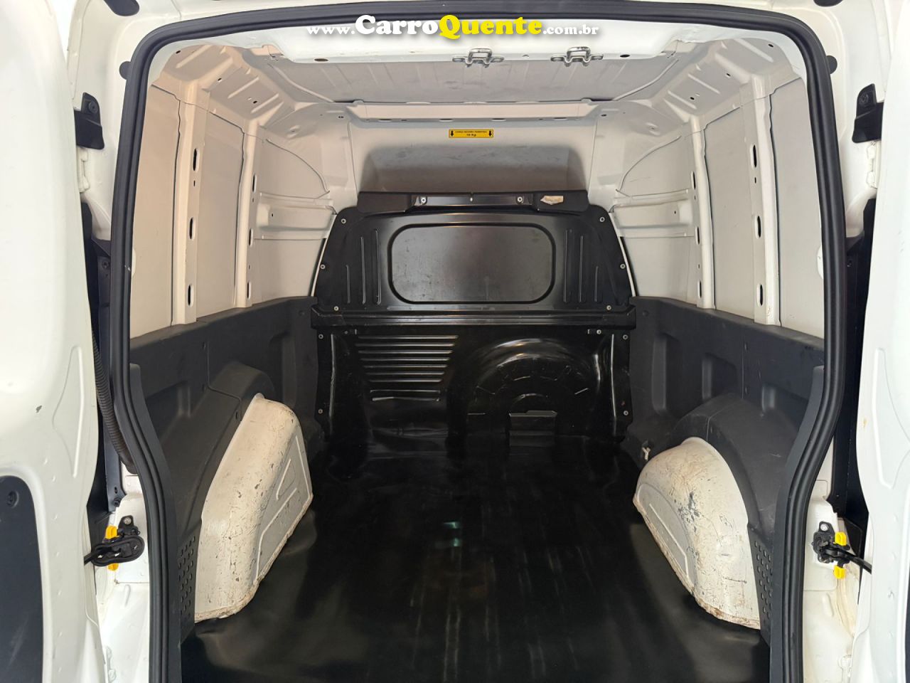 FIAT   FIORINO ENDURANCE EVO 1.4 FLEX 8V 2P   BRANCO 2024 1.4 FLEX - Loja