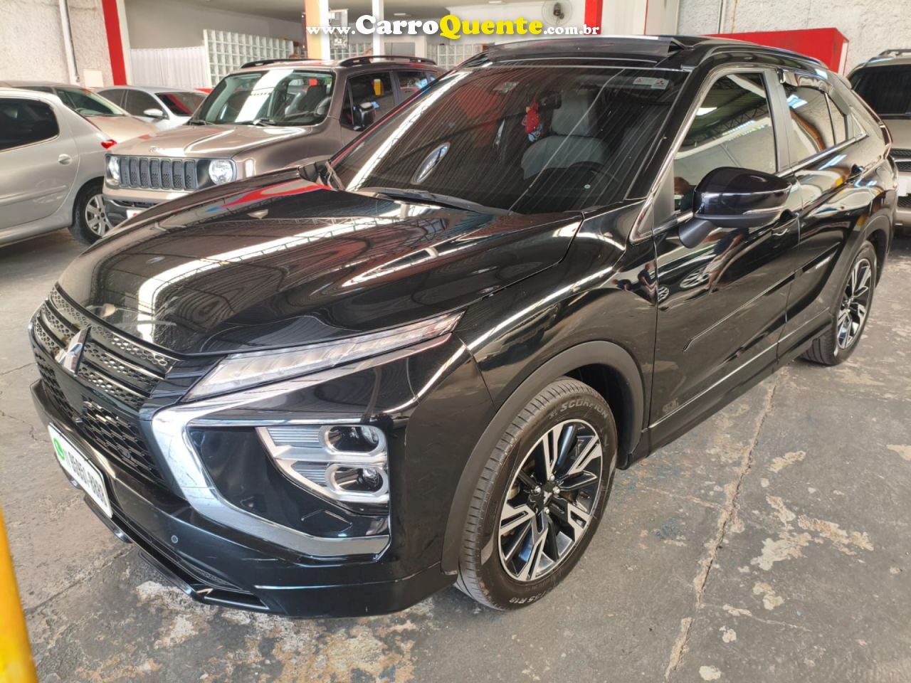 MITSUBISHI   ECLIPSE CROSS HPE 1.5 16V 165CV AUT.   PRETO 2023 1.5 GASOLINA - Loja