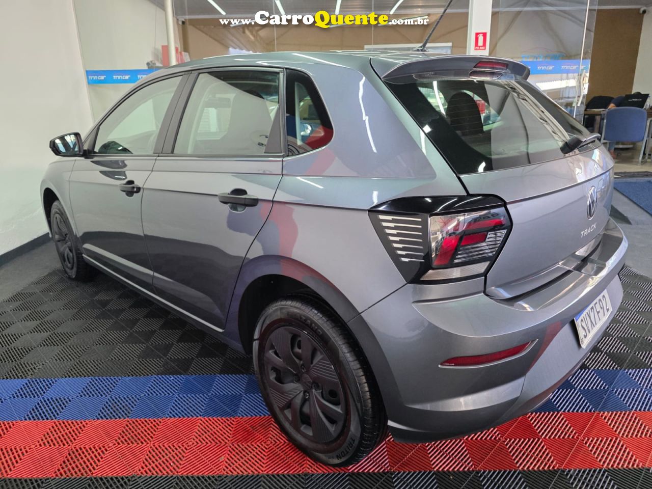 VOLKSWAGEN   POLO TRACK 1.0 FLEX 12V 5P   CINZA 2024 1.0 FLEX - Loja