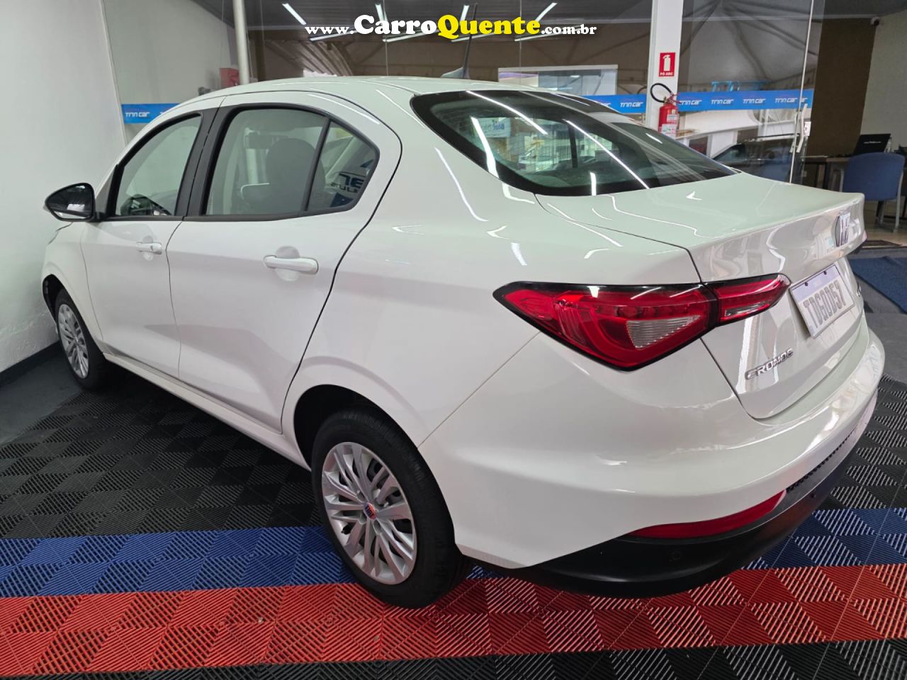 FIAT   CRONOS DRIVE 1.3 8V FLEX   BRANCO 2025 1.3 FLEX - Loja
