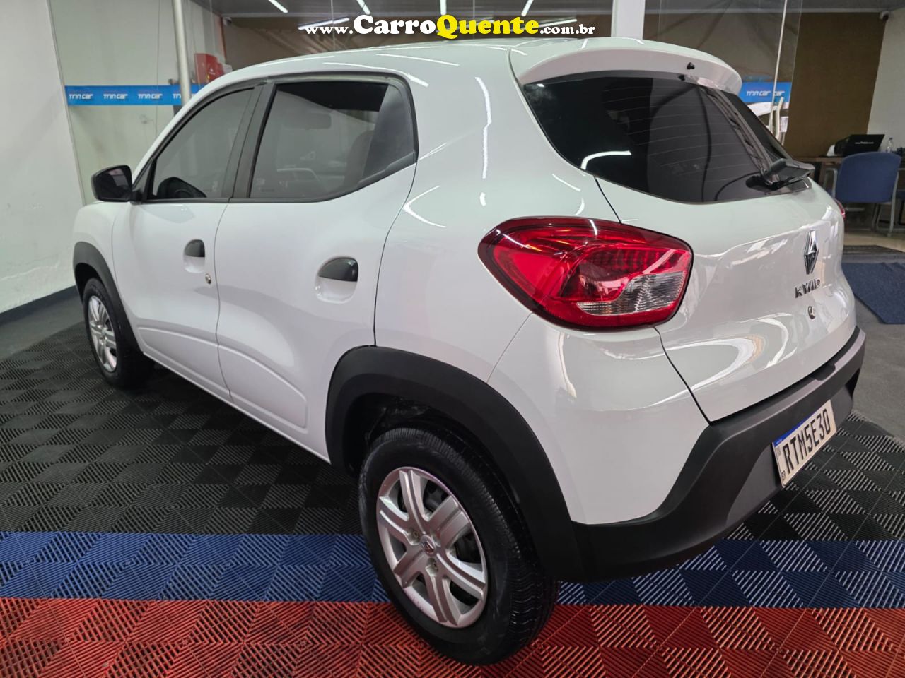 RENAULT   KWID ZEN 1.0 FLEX 12V 5P MEC.   BRANCO 2022 1.0 FLEX - Loja