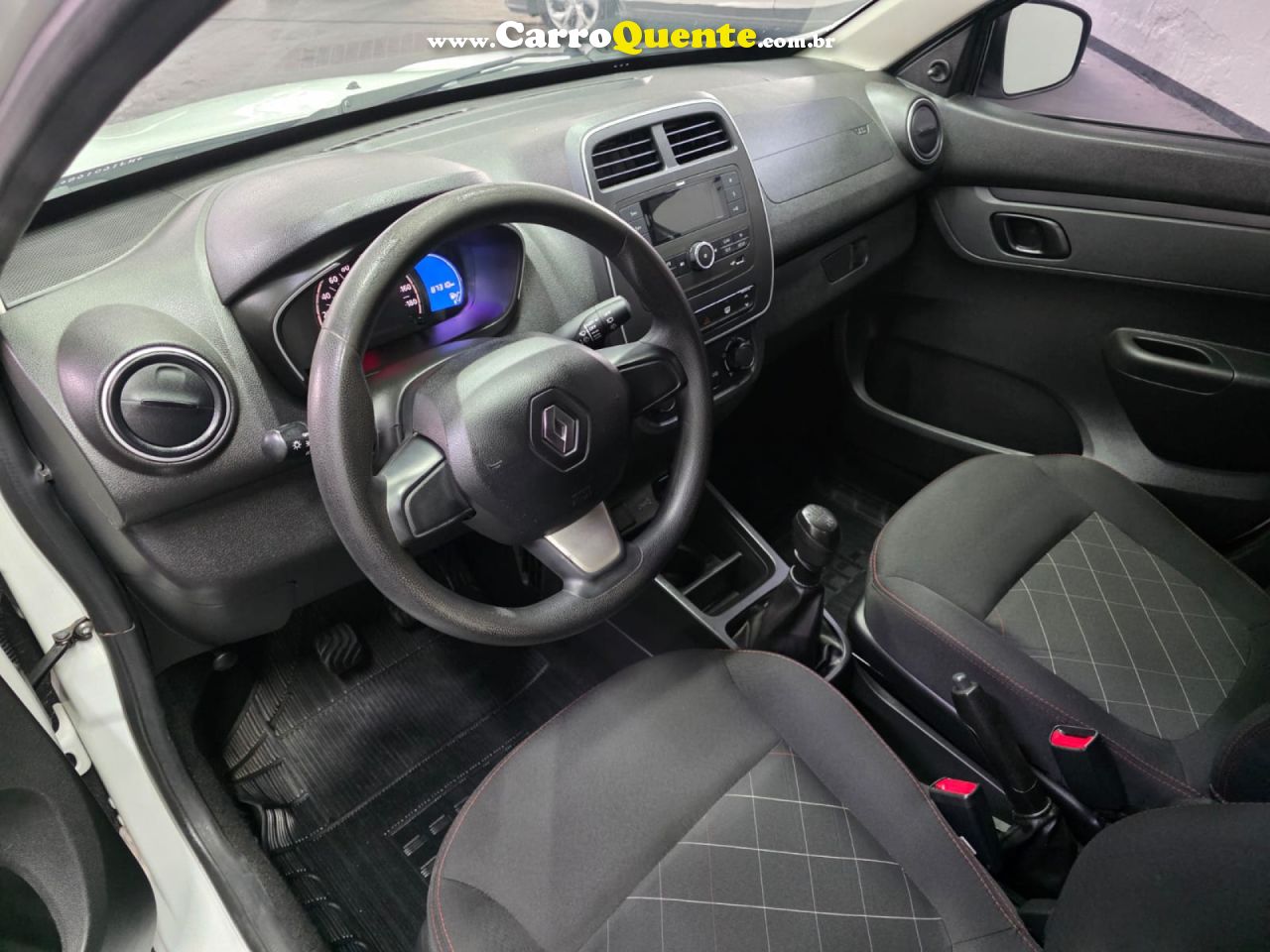 RENAULT   KWID ZEN 1.0 FLEX 12V 5P MEC.   BRANCO 2022 1.0 FLEX - Loja