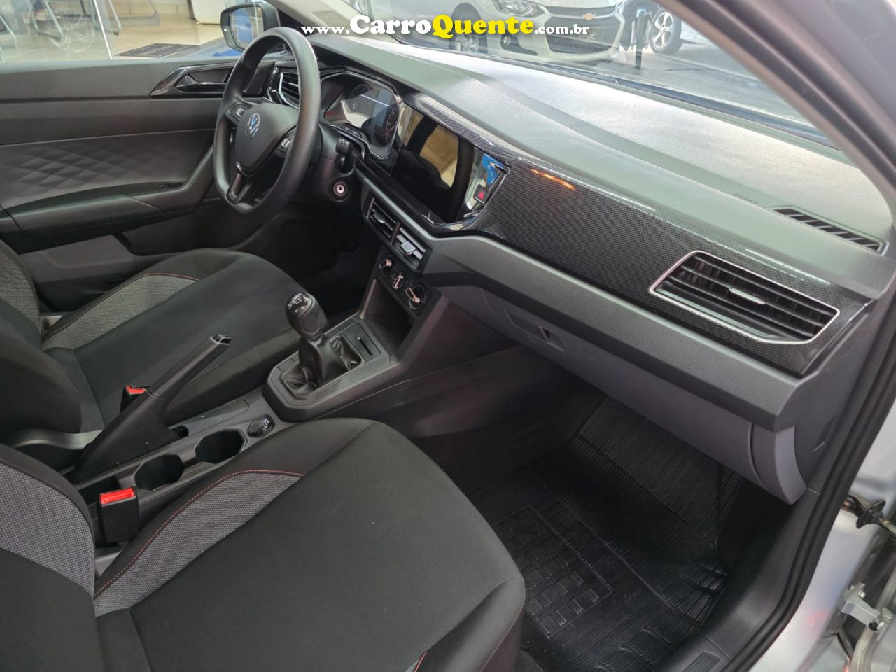 VOLKSWAGEN   POLO TRACK 1.0 FLEX 12V 5P   PRATA 2025 1.0 FLEX - Loja