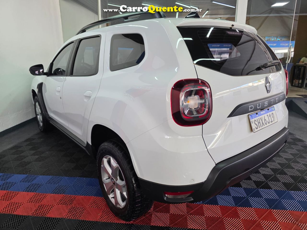 RENAULT   DUSTER INTENSE 1.6 16V FLEX AUT.   BRANCO 2024 1.6 FLEX - Loja