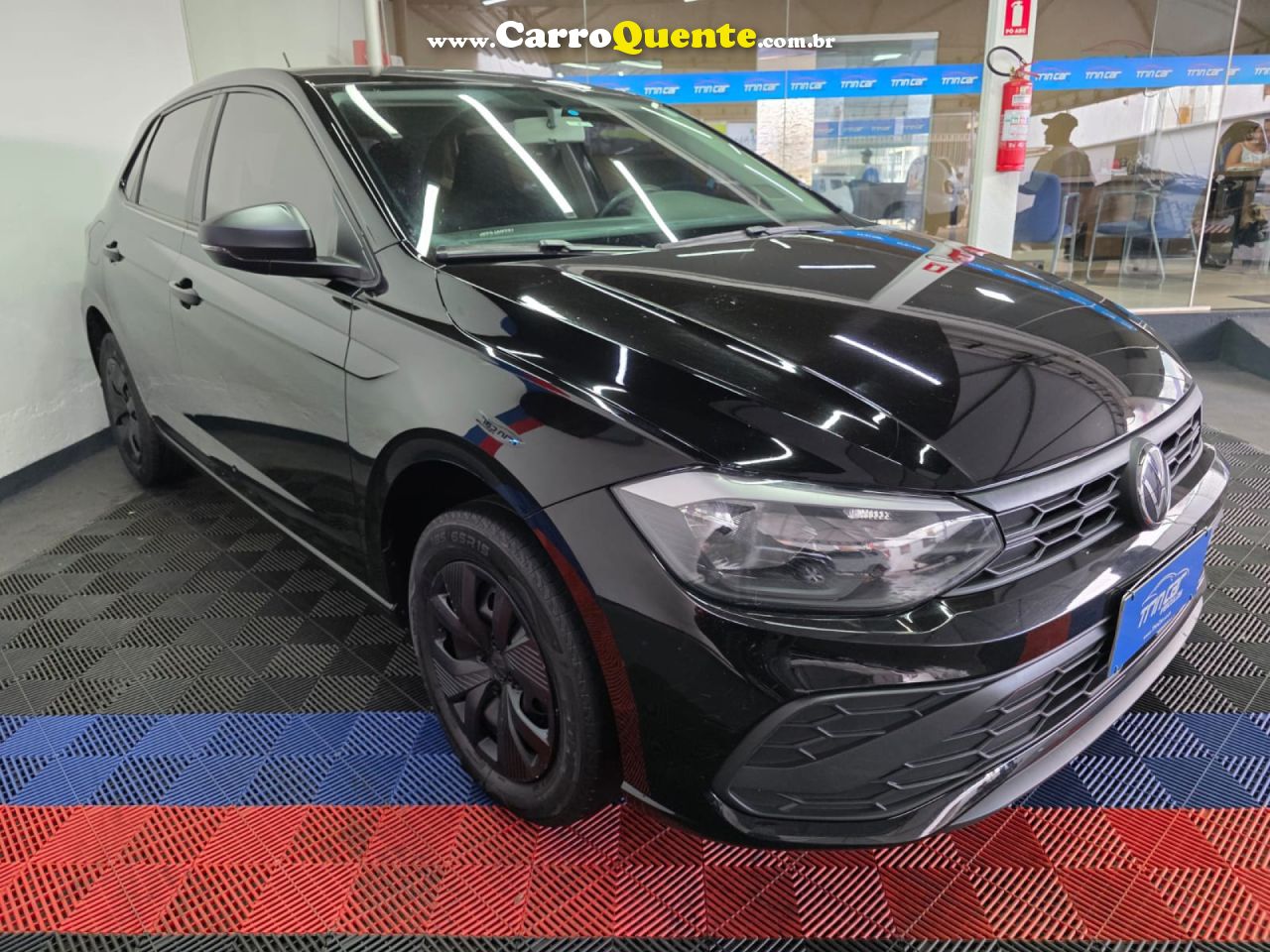 VOLKSWAGEN   POLO TRACK 1.0 FLEX 12V 5P   PRETO 2024 1.0 FLEX - Loja