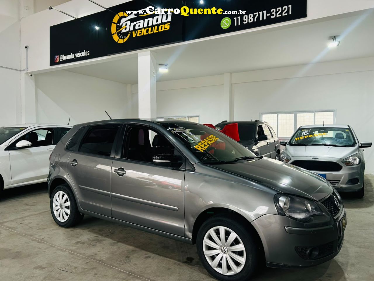 VOLKSWAGEN   POLO 1.6 MIS.OURO 1.6 MI TOT.FLEX 8V 5P   CINZA 2011 1.6 GASOLINA - Loja