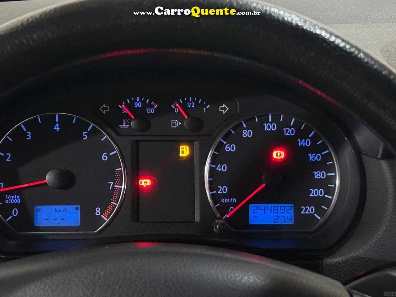 VOLKSWAGEN   POLO 1.6 MIS.OURO 1.6 MI TOT.FLEX 8V 5P   CINZA 2011 1.6 GASOLINA - Loja