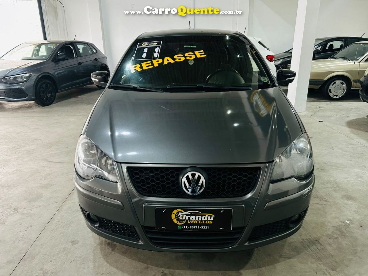 VOLKSWAGEN   POLO 1.6 MIS.OURO 1.6 MI TOT.FLEX 8V 5P   CINZA 2011 1.6 GASOLINA - Loja