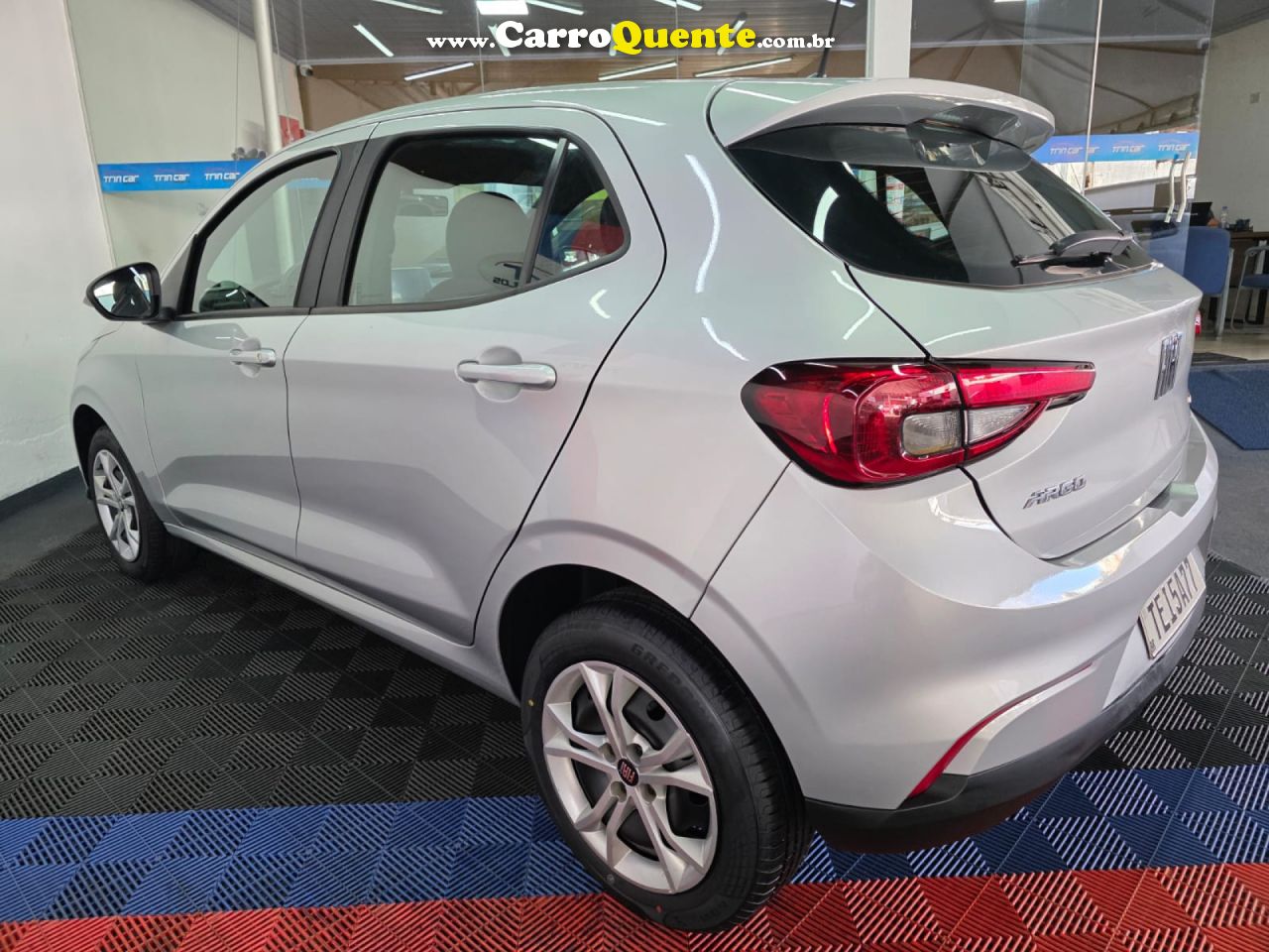 FIAT   ARGO DRIVE 1.0 6V FLEX   PRATA 2026 1.0 FLEX - Loja