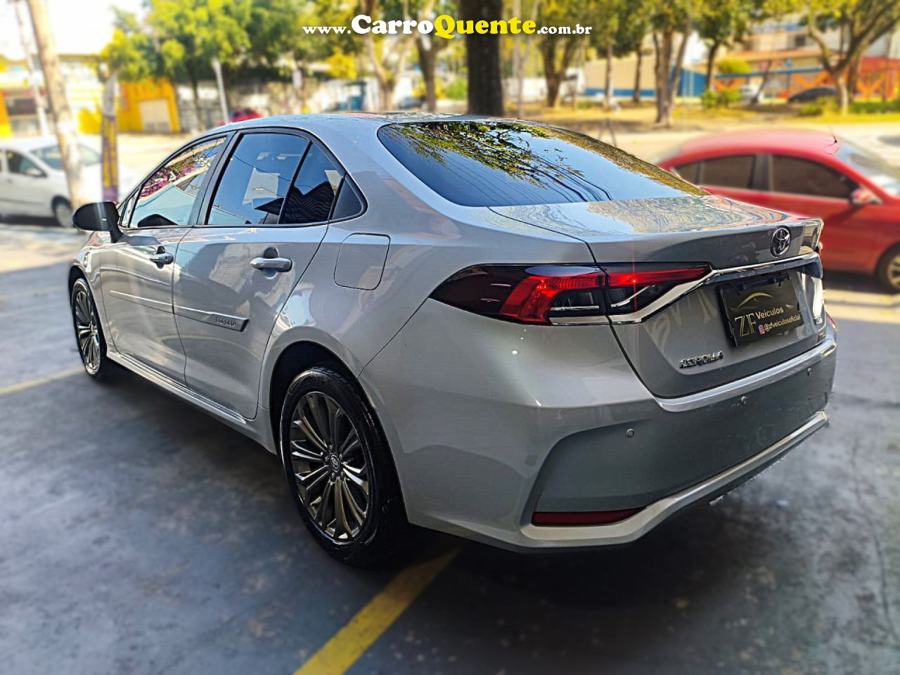 TOYOTA   COROLLA XEI 2.0 FLEX 16V AUT.   PRATA 2021 2.0 FLEX - Loja