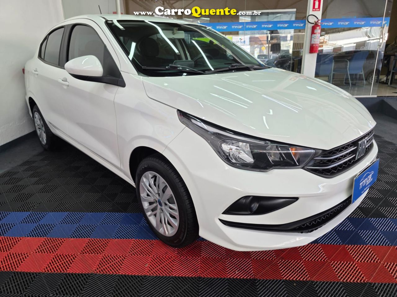 FIAT   CRONOS DRIVE 1.3 8V FLEX   BRANCO 2024 1.3 FLEX - Loja