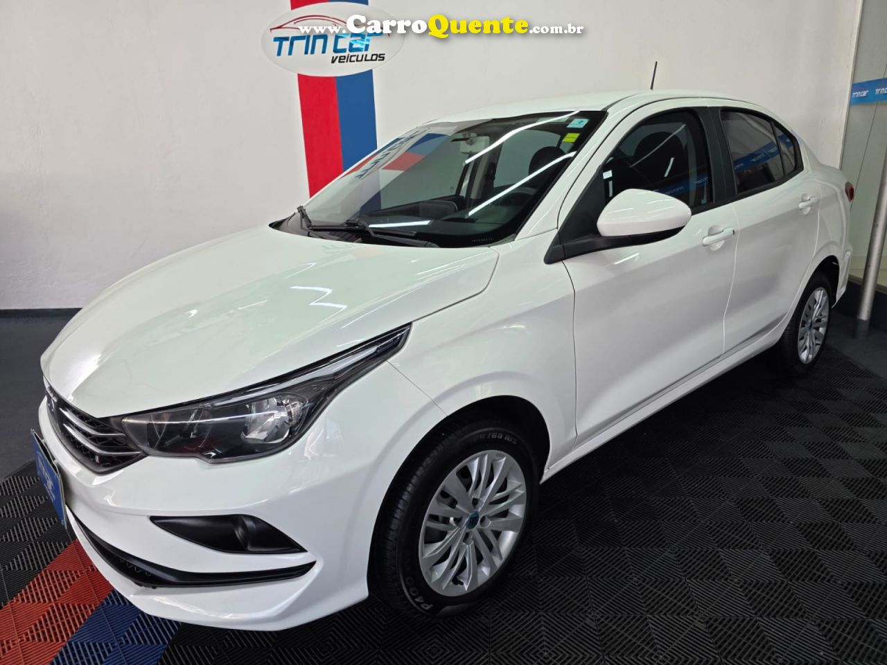 FIAT   CRONOS DRIVE 1.3 8V FLEX   BRANCO 2024 1.3 FLEX - Loja
