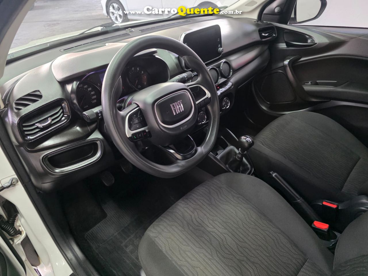 FIAT   CRONOS DRIVE 1.3 8V FLEX   BRANCO 2024 1.3 FLEX - Loja