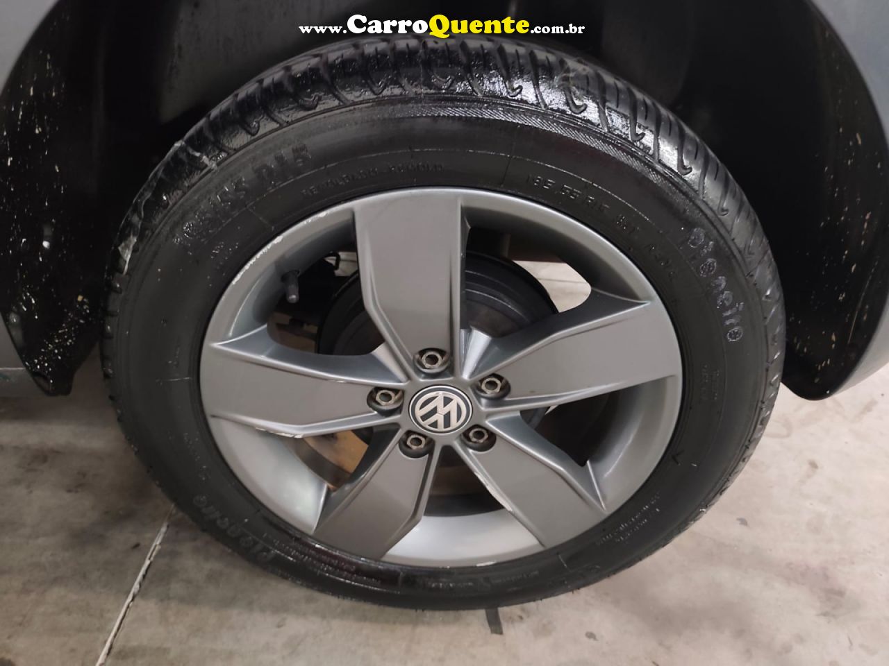 VOLKSWAGEN   FOX CONNECT 1.6 FLEX 8V 5P   RED 2020 1.6 FLEX - Loja