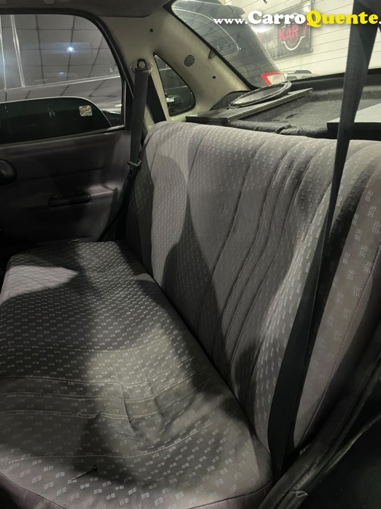 CHEVROLET   CORSA SEDAN SUPER MILENIUM 1.0 MPFI 16V   PRETO 1999 1.0 GASOLINA - Loja