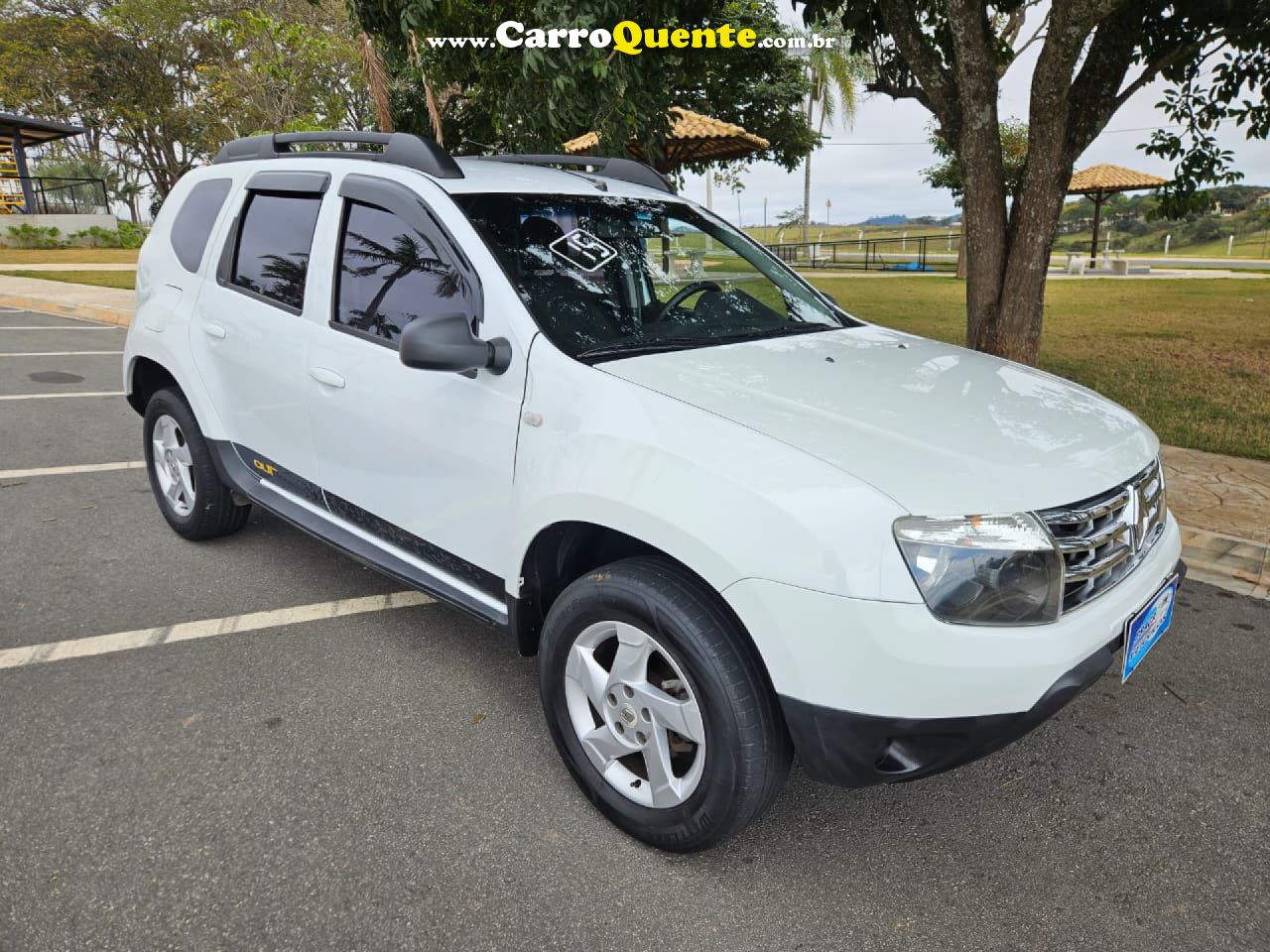 RENAULT   DUSTER OUTDOOR 1.6 HI-FLEX 16V MEC.   BRANCO 2015 1.6 FLEX - Loja