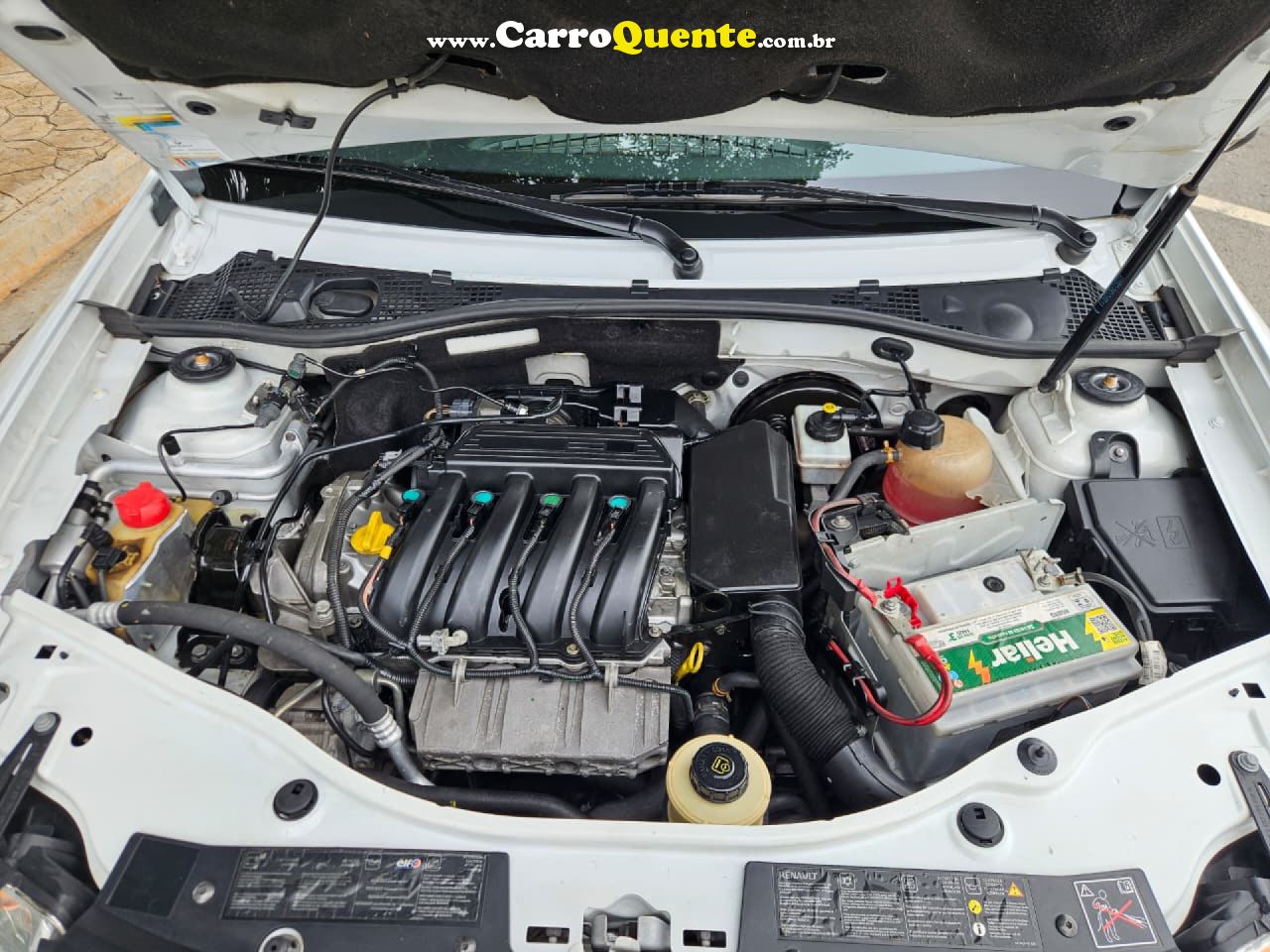 RENAULT   DUSTER OUTDOOR 1.6 HI-FLEX 16V MEC.   BRANCO 2015 1.6 FLEX - Loja