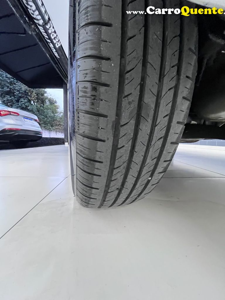 TOYOTA   ETIOS X 1.3 FLEX 16V 5P MEC.   PRATA 2017 1.3 FLEX - Loja