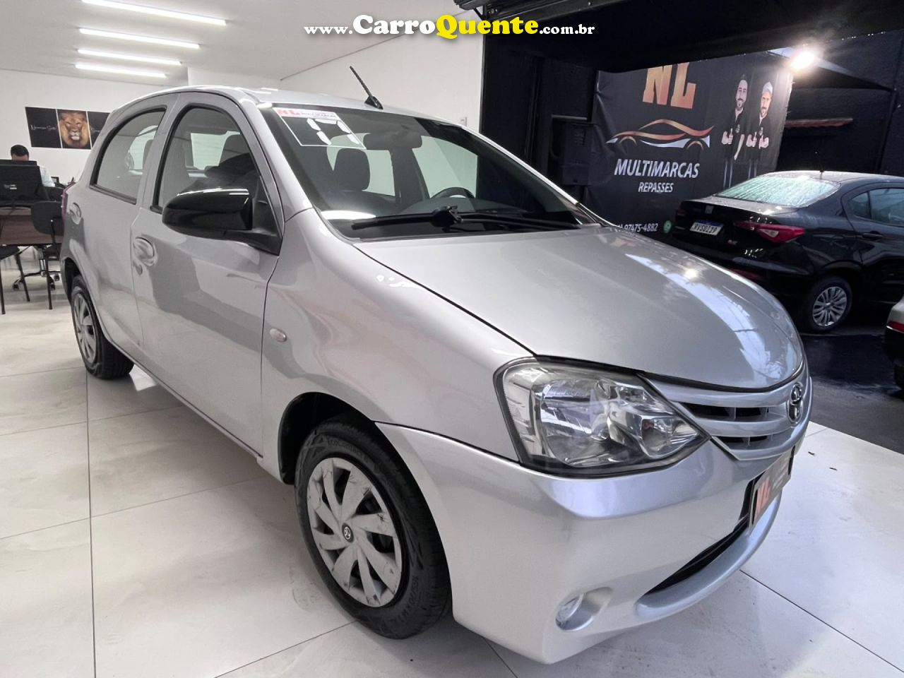 TOYOTA   ETIOS X 1.3 FLEX 16V 5P MEC.   PRATA 2017 1.3 FLEX - Loja