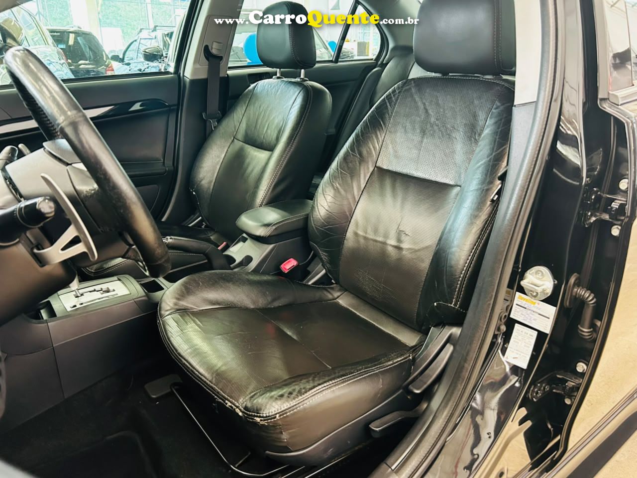 MITSUBISHI   LANCER 2.0 16V 160CV AUT.   PRETO 2014 2.0 GASOLINA - Loja