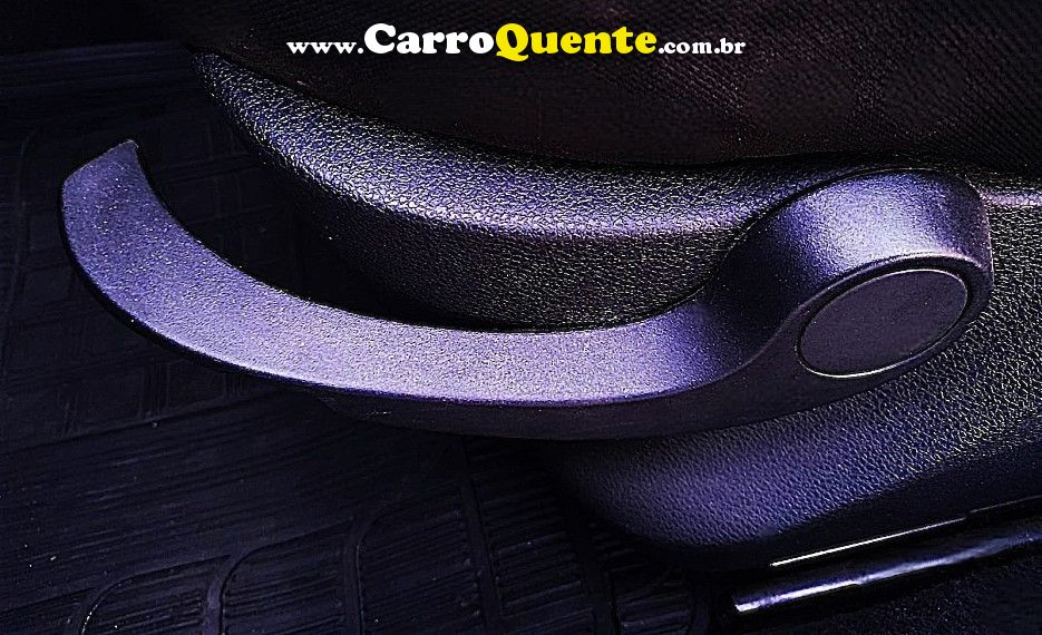 Ford FIESTA 1.0 MPI PERSONNALITÉ SEDAN GASOLINA 4P MANUAL - Loja