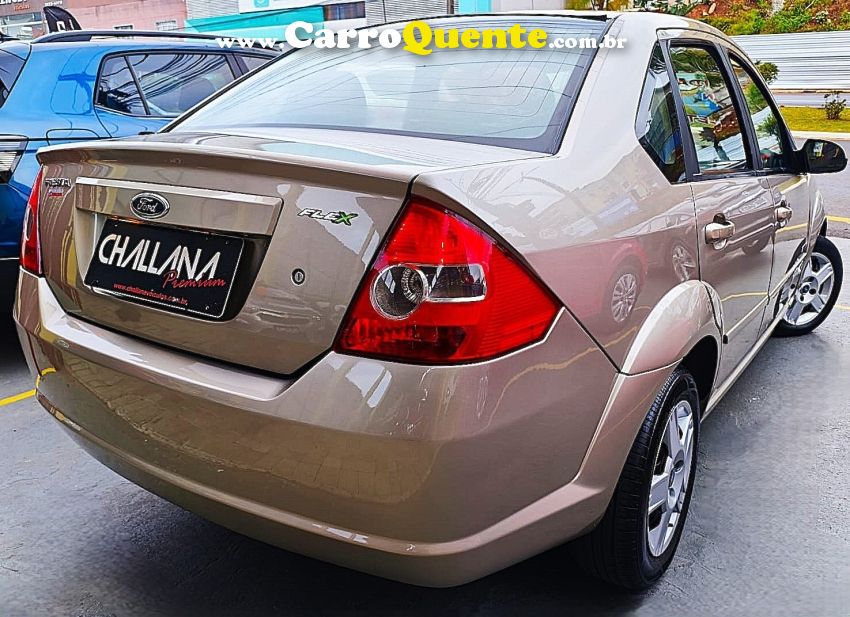Ford FIESTA 1.0 MPI PERSONNALITÉ SEDAN GASOLINA 4P MANUAL - Loja