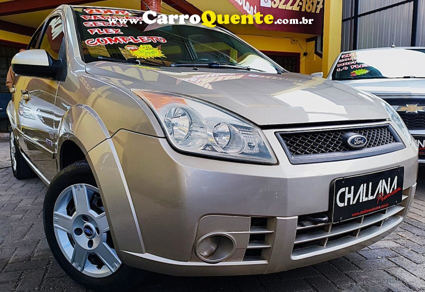Ford FIESTA 1.0 MPI PERSONNALITÉ SEDAN GASOLINA 4P MANUAL - Loja