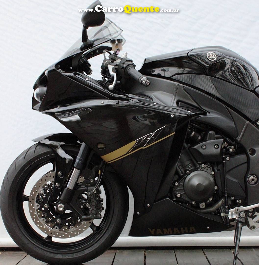 YAMAHA YZF R1 2013 - Loja