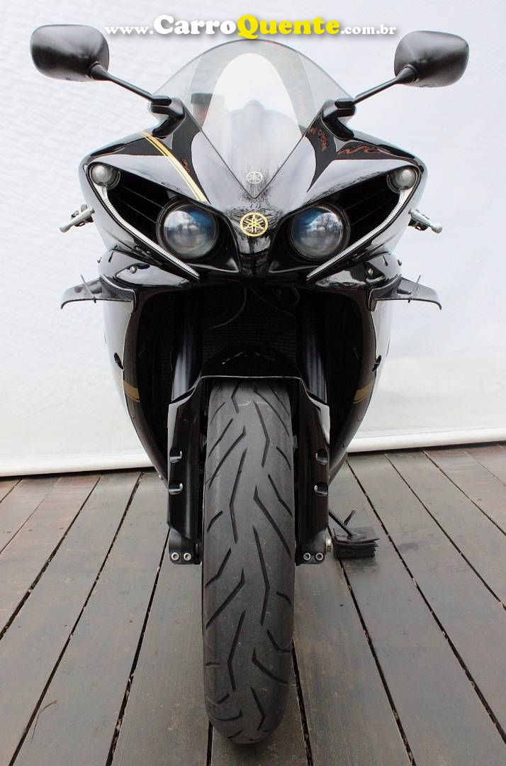 YAMAHA YZF R1 2013 - Loja