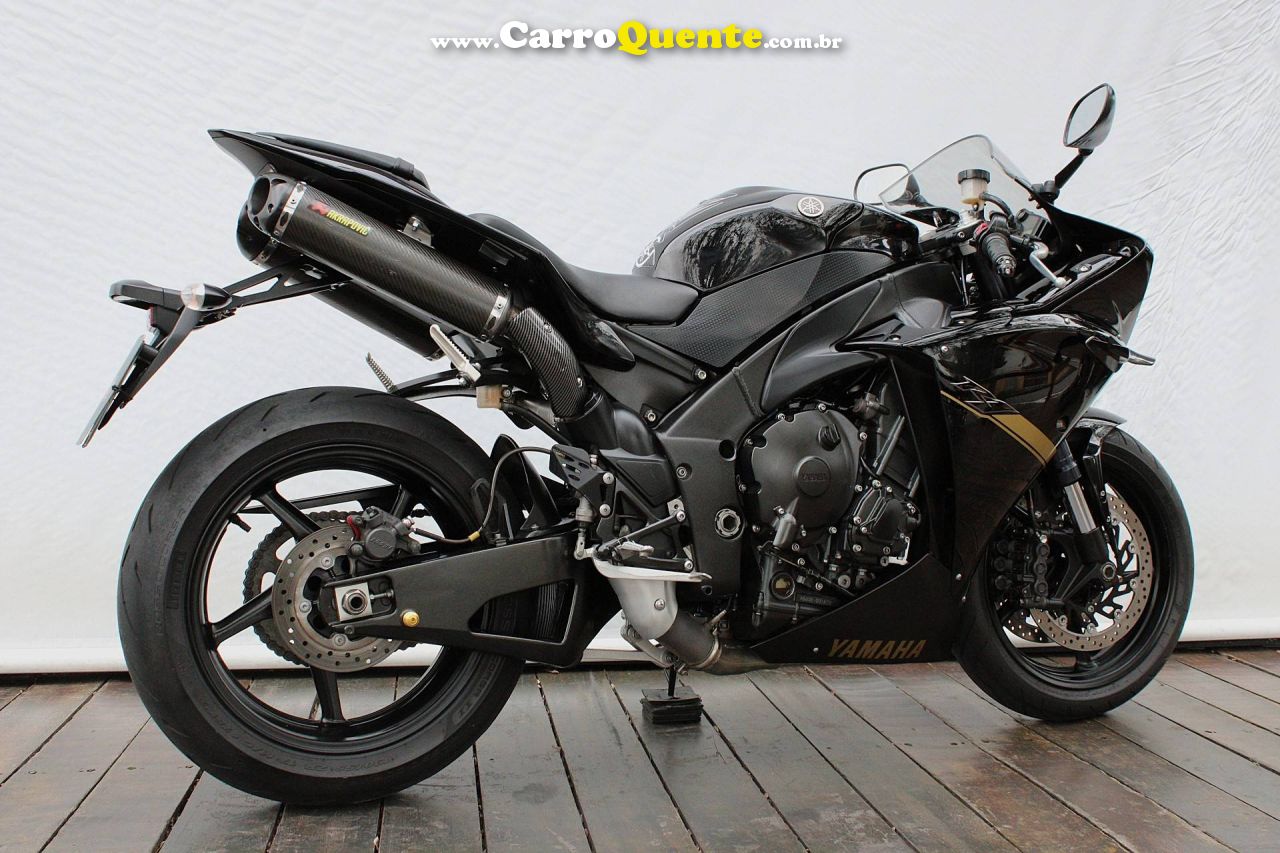 YAMAHA YZF R1 2013 - Loja