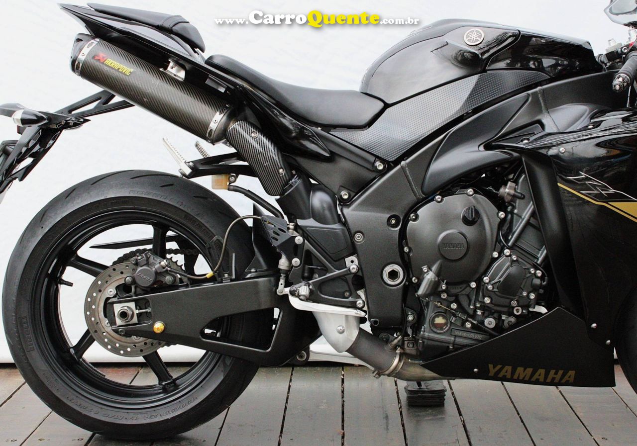 YAMAHA YZF R1 2013 - Loja