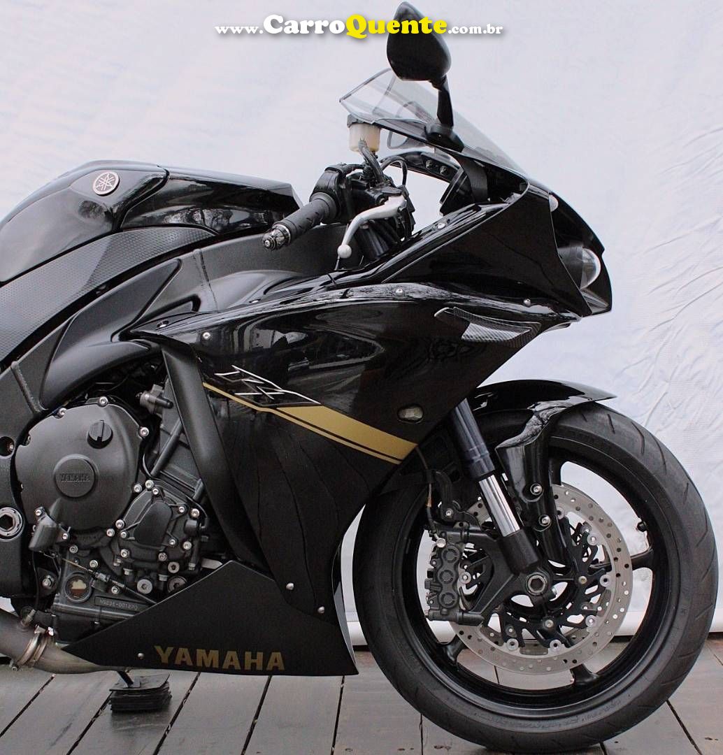YAMAHA YZF R1 2013 - Loja
