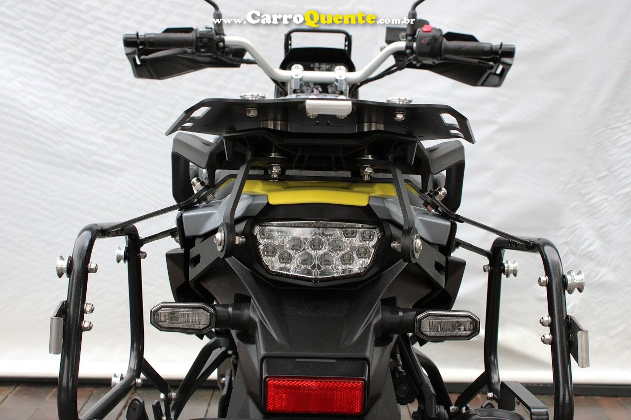 SUZUKI V-STROM 800 DE 2025 - Loja