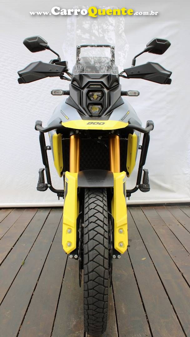 SUZUKI V-STROM 800 DE 2025 - Loja