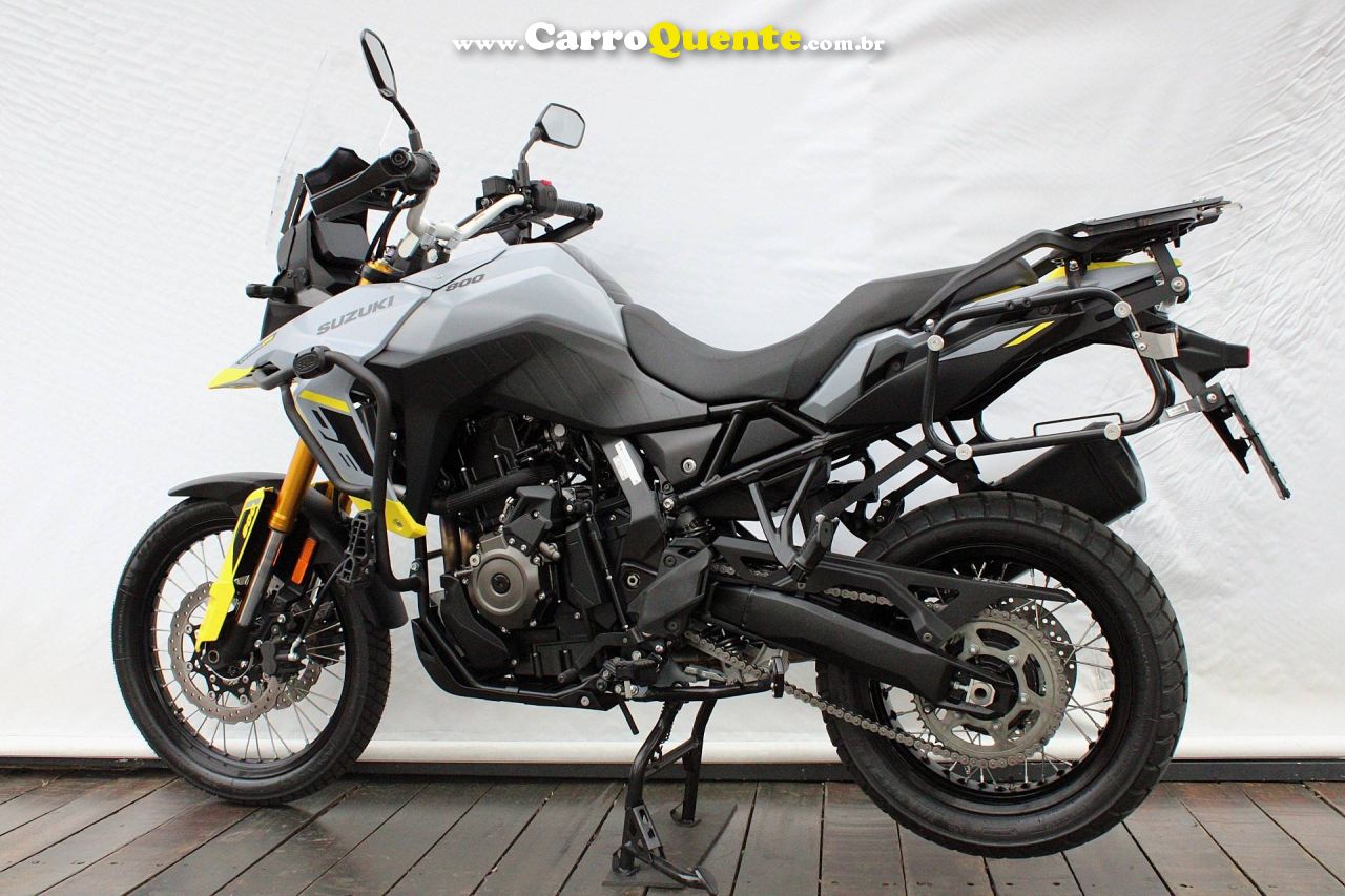 SUZUKI V-STROM 800 DE 2025 - Loja